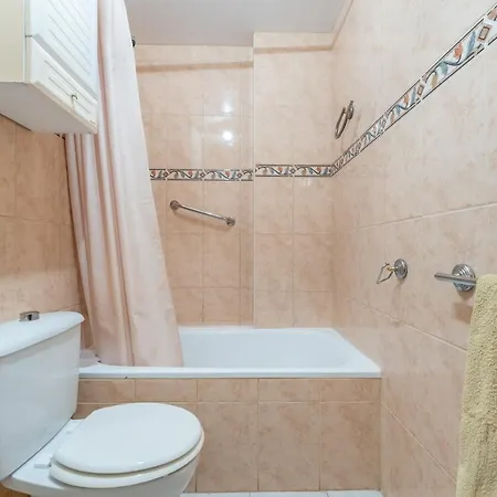 El Paraiso Apartment *