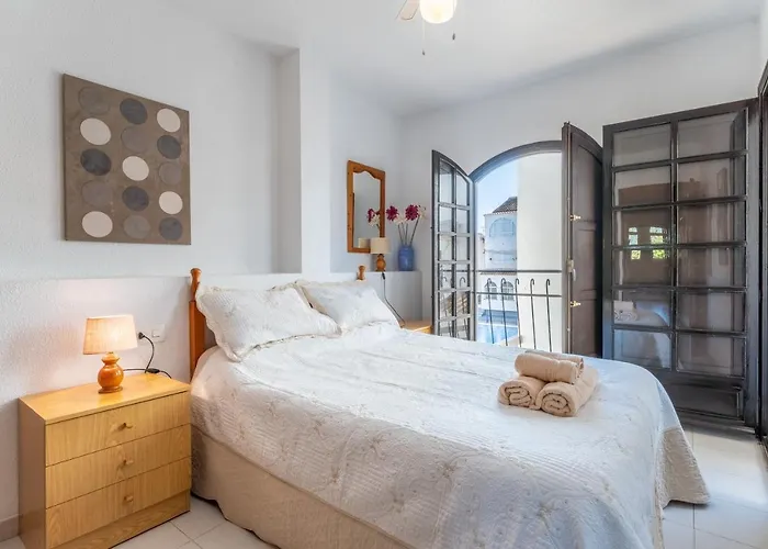 El Paraiso Apartment *